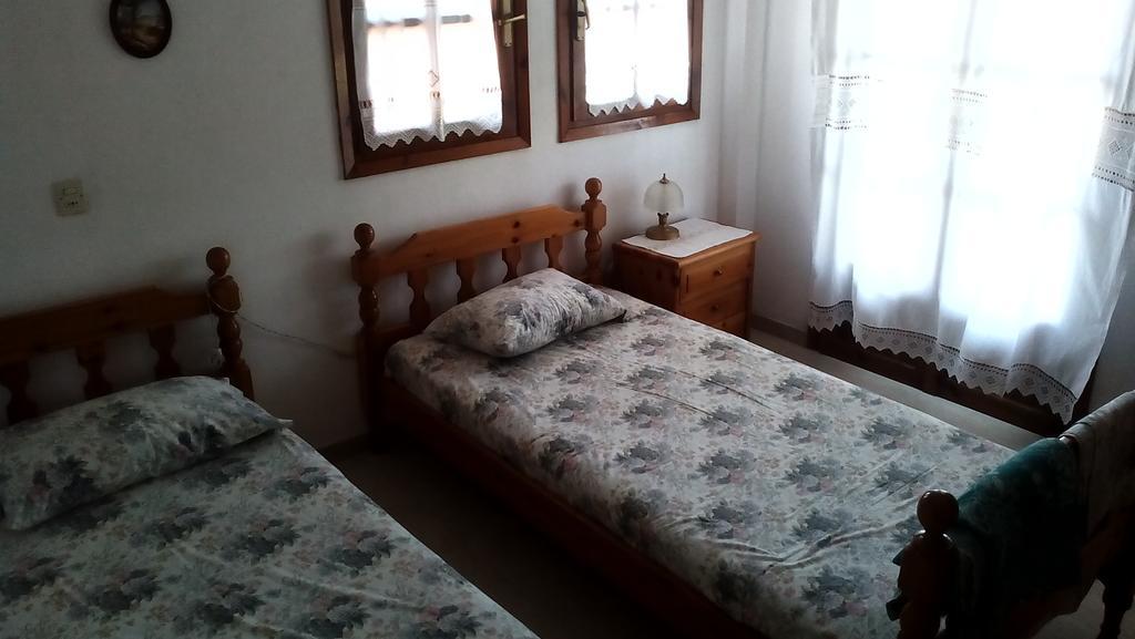 Nireas Apartman Néa Szkióni Kültér fotó
